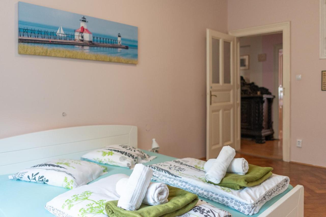 Zagreb Visit Apartment ภายนอก รูปภาพ